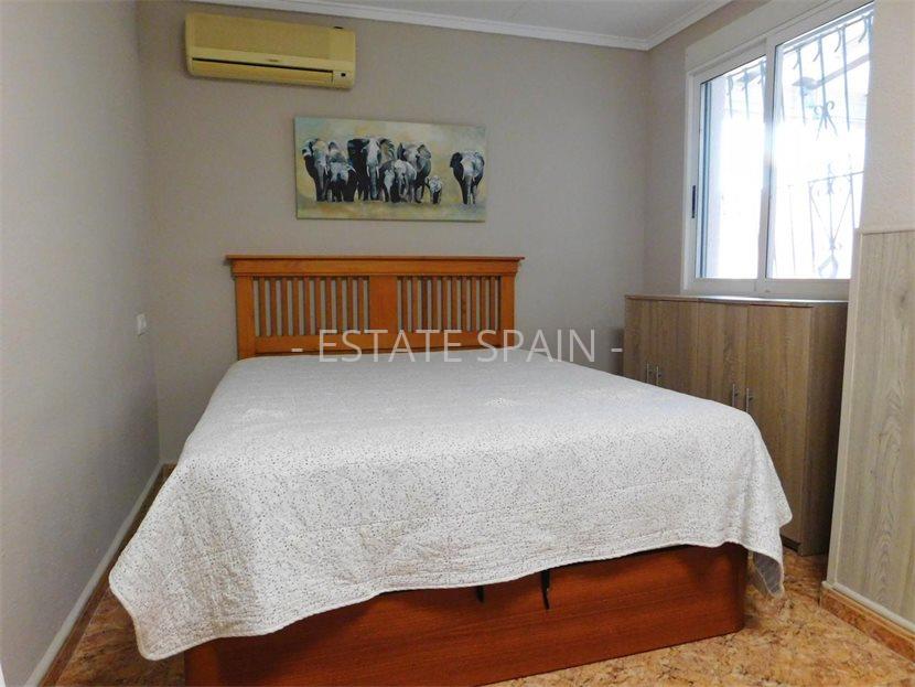 Бунгало в Торревьехе 160 м2 №BL2471BFFE2  - Продажа - 25 large