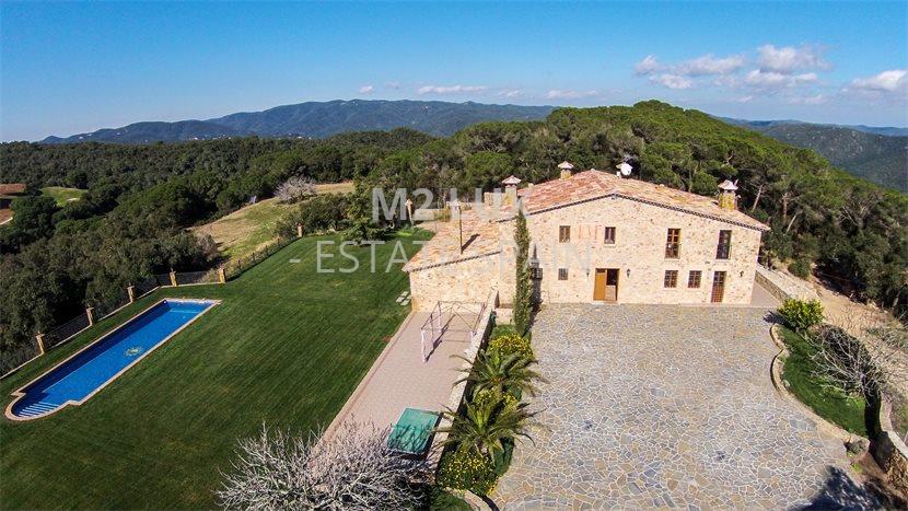 Масия в Гаварресе 400 м2 №CDRY17971  - Продажа - 1 preview