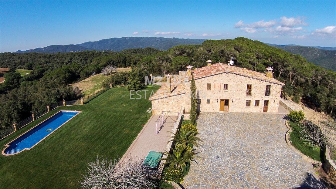 Масия в Гаварресе 400 м2 №CDRY17971  - Продажа - 1 large