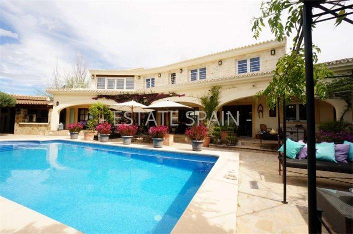 Дом в Кальпе 605 м2 №VL218304CEF2  - Продажа - 1 preview