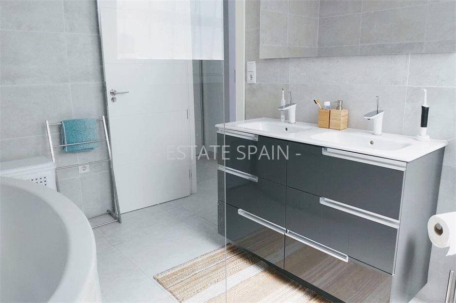 Вилла в Марбесе 309 м2 №VL241023DC71  - Продажа - 16 large