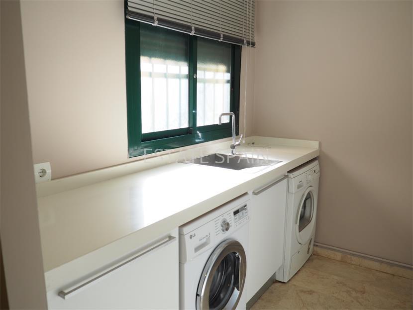 Таунхаус в Плайя-де-Сан-Хуан 250 м2 №TAU18323CBAA  - Продажа - 8 large