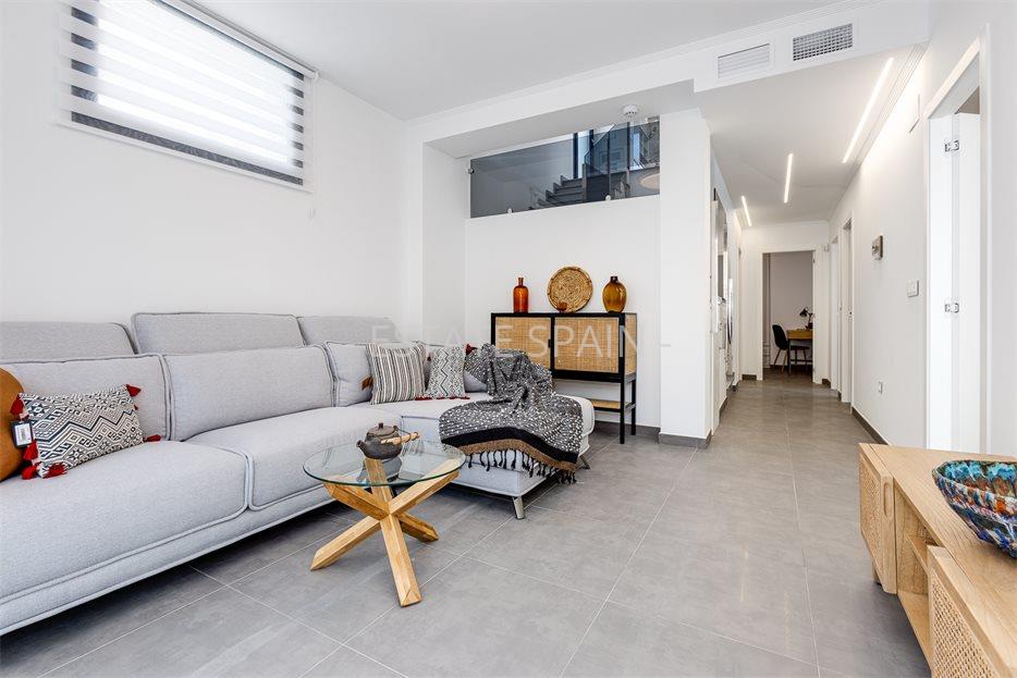 Вилла в Торревьехе 210 м2 №VL2611903C24  - Продажа - 24 large