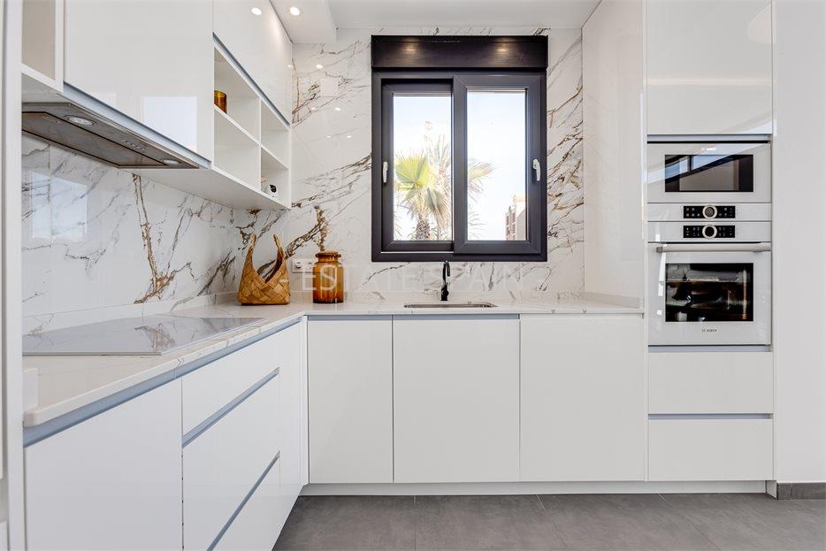 Вилла в Торревьехе 210 м2 №VL2611903C24  - Продажа - 15 large