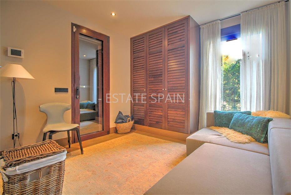 Вилла в Санта-Понсе 355 м2 №VL1962668B42  - Продажа - 4 large