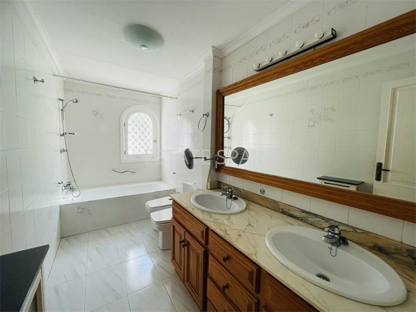 Вилла в Кальвия 400 м2 №VL24103C11E0  - Продажа - 22 large