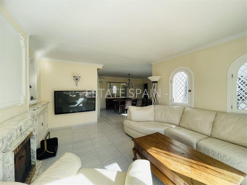 Вилла в Кальвия 400 м2 №VL24103C11E0  - Продажа - 5 large