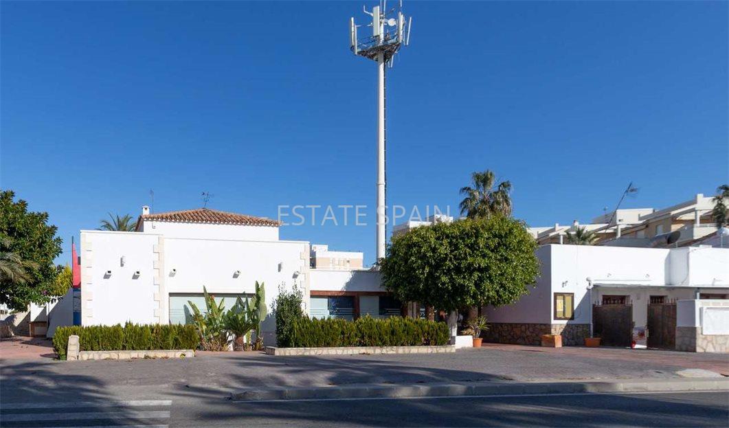 Коммерческая в Дении 900 м2 №COM218239703B  - Продажа - 6 large