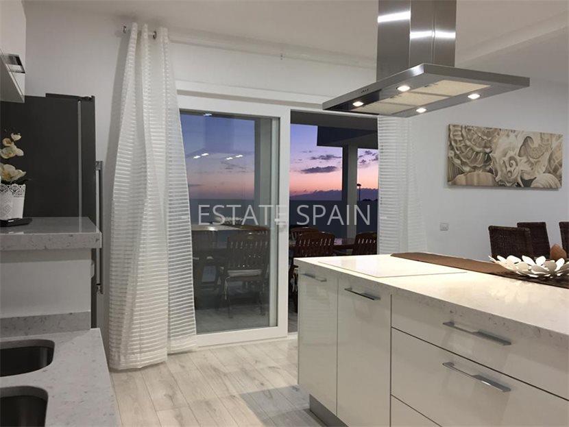 Вилла в Кальяо-Сальвахе 150 м2 №VL198826105  - Продажа - 12 large