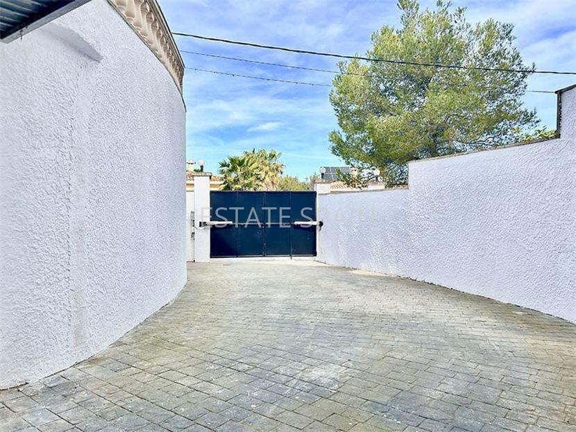 Вилла в Ротес Бейес 329 м2 №VL244233139  - Продажа - 40 large