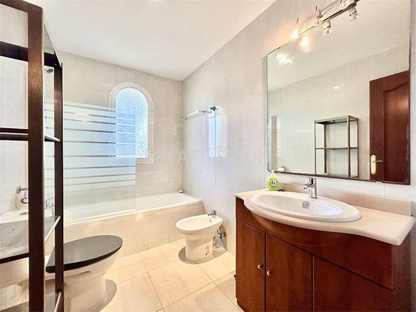 Вилла в Ротес Бейес 329 м2 №VL244233139  - Продажа - 24 large