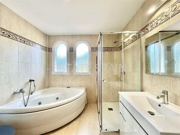 Вилла в Ротес Бейес 329 м2 №VL244233139  - Продажа - 14 preview