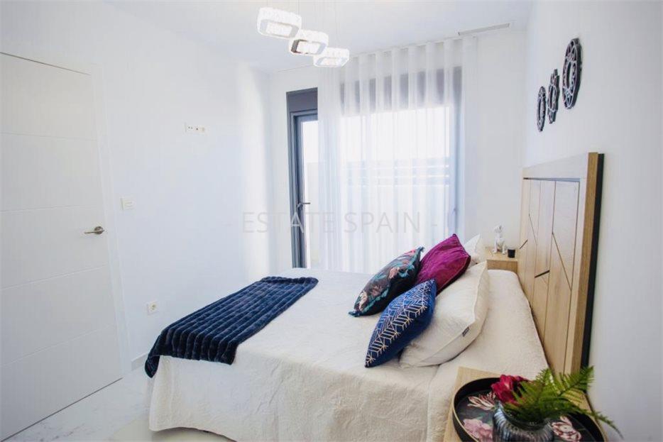 Вилла в Лос-Монтесиносе 201 м2 №VL22118CEB52  - Продажа - 28 large