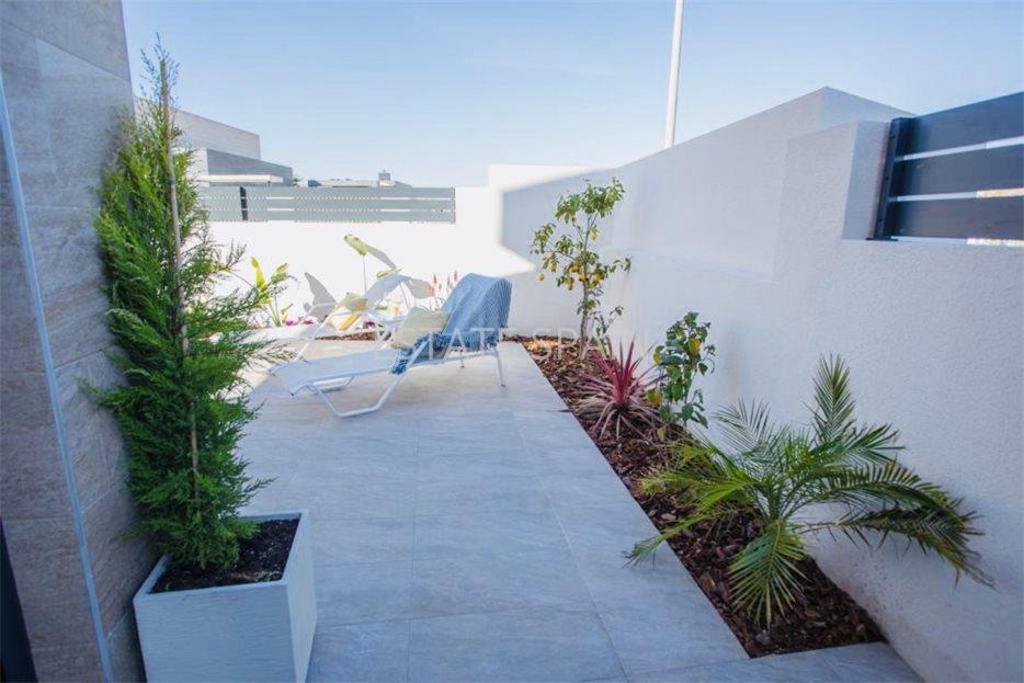 Вилла в Лос-Монтесиносе 201 м2 №VL22118CEB52  - Продажа - 15 large