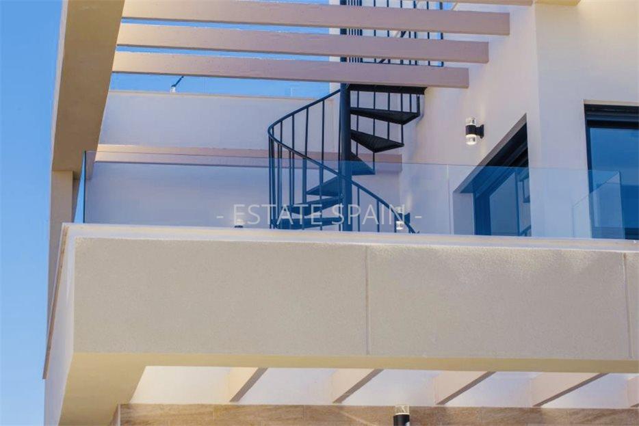 Вилла в Лос-Монтесиносе 201 м2 №VL22118CEB52  - Продажа - 37 large