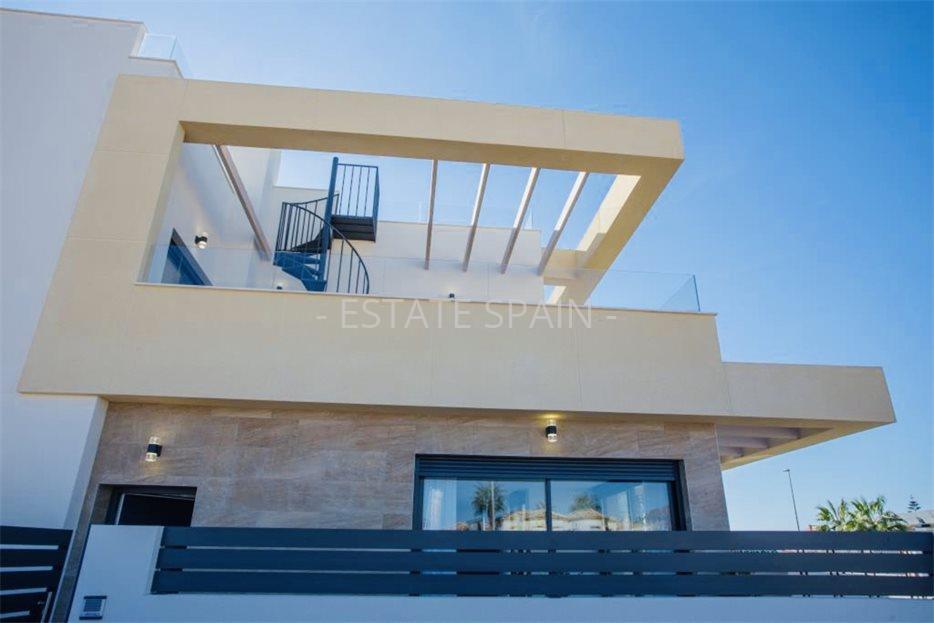 Вилла в Лос-Монтесиносе 201 м2 №VL22118CEB52  - Продажа - 26 large