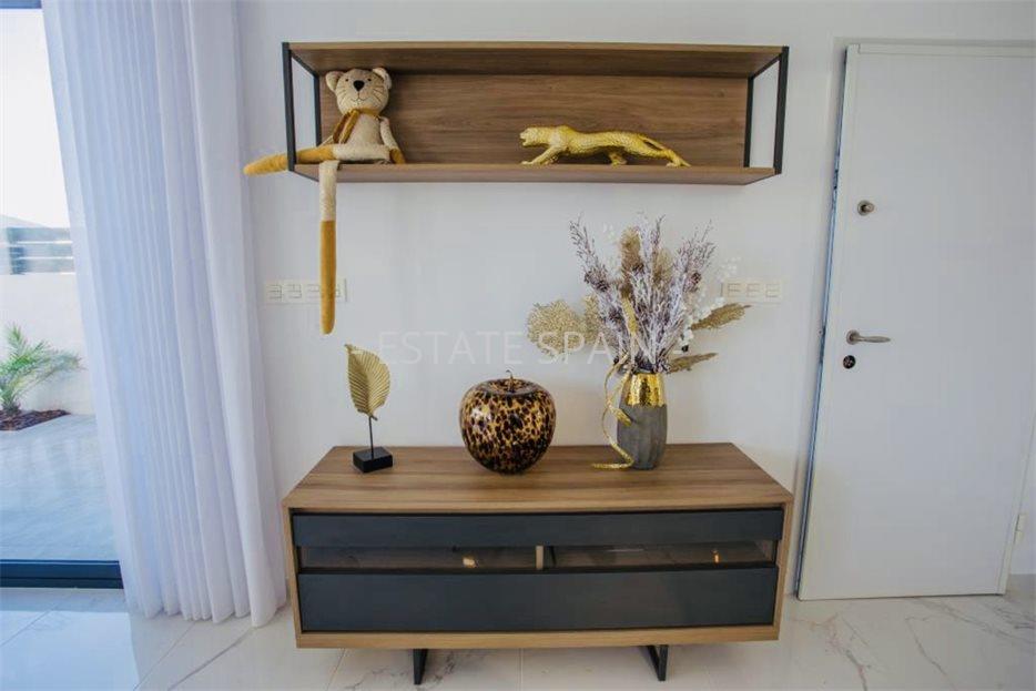 Вилла в Лос-Монтесиносе 201 м2 №VL22118CEB52  - Продажа - 32 large