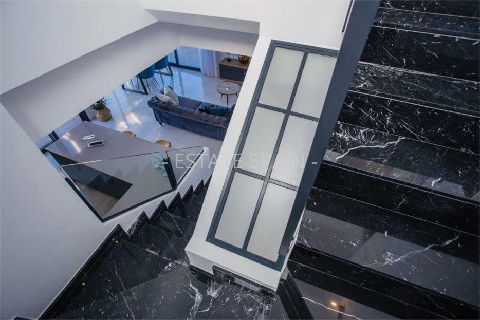 Вилла в Лос-Монтесиносе 201 м2 №VL22118CEB52  - Продажа - 16 large