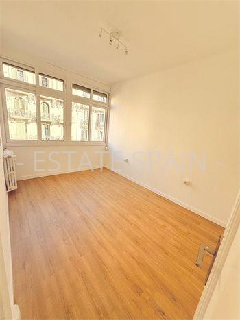 Апартаменты в Барселоне 83 м2 №ART2571666E88  - Продажа - 1 preview