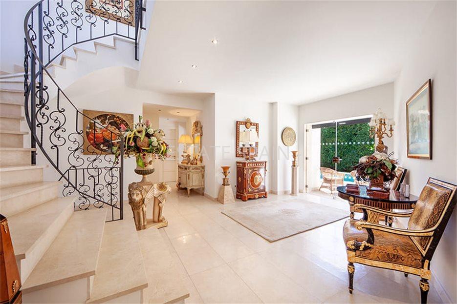 Вилла в Андрайч 380 м2 №VL23103147FF  - Продажа - 5 large