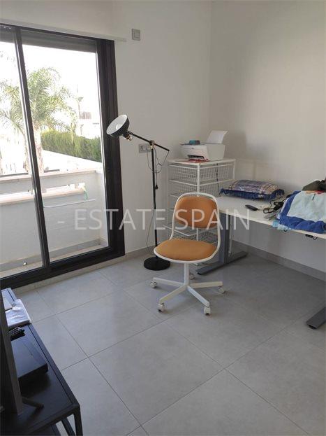 Дуплекс в Торревьехе 260 м2 №BL23524EC8C2  - Продажа - 19 large