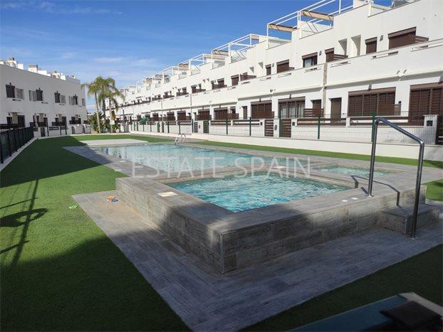 Дуплекс в Торревьехе 260 м2 №BL23524EC8C2  - Продажа - 1 preview