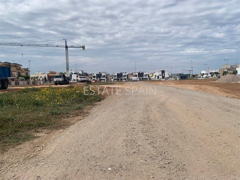 Бунгало в Торре де ла Орададе 360 м2 №BL2510104EA1D  - Продажа - 30 large