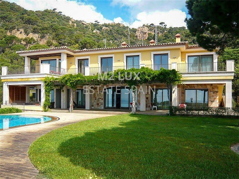 Вилла в Сан-Фелиу-де-Гишольс 980 м2 №VL20714F0A2C  - Продажа - 1 large