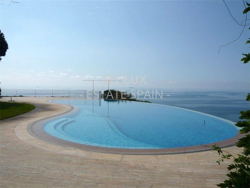 Вилла в Сан-Фелиу-де-Гишольс 980 м2 №VL20714F0A2C  - Продажа - 11 large