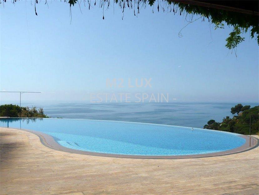 Вилла в Сан-Фелиу-де-Гишольс 980 м2 №VL20714F0A2C  - Продажа - 12 large