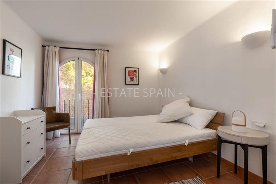 Вилла в Кальвия 800 м2 №VL2435644EE  - Продажа - 21 large