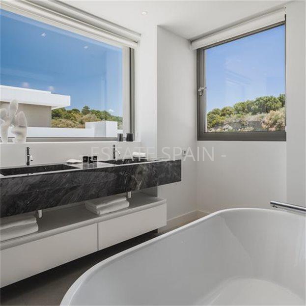 Вилла в Эстепоне 626 м2 №VL236847AA5  - Продажа - 35 large