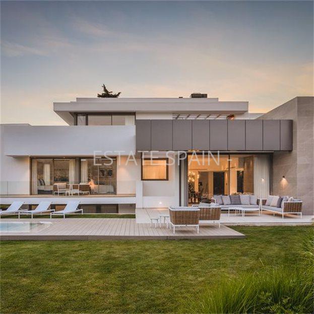 Вилла в Эстепоне 626 м2 №VL236847AA5  - Продажа - 2 large