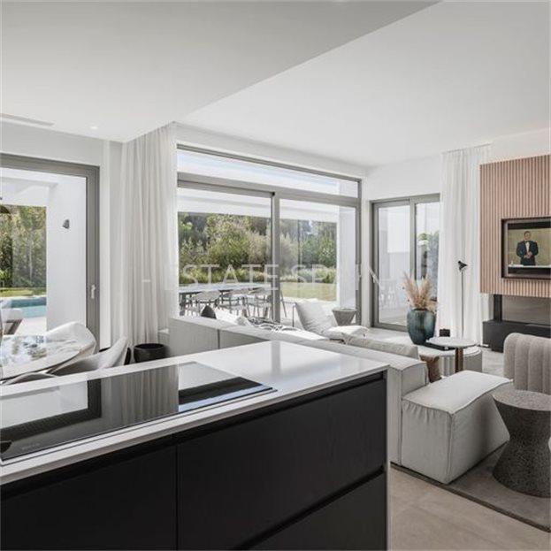 Вилла в Эстепоне 626 м2 №VL236847AA5  - Продажа - 40 large