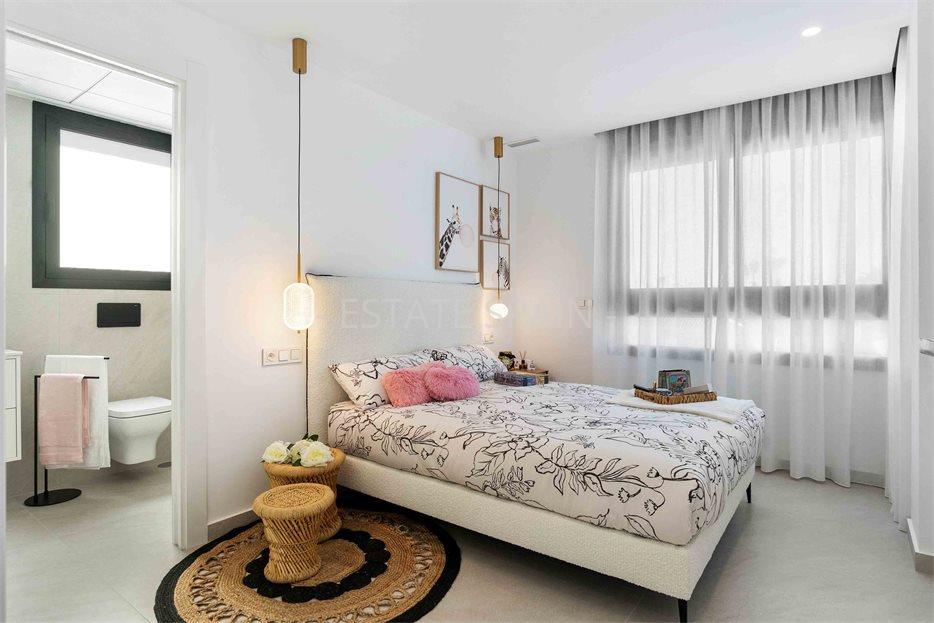 Вилла в Рохалесе 136 м2 №VL2611696E8D  - Продажа - 20 large