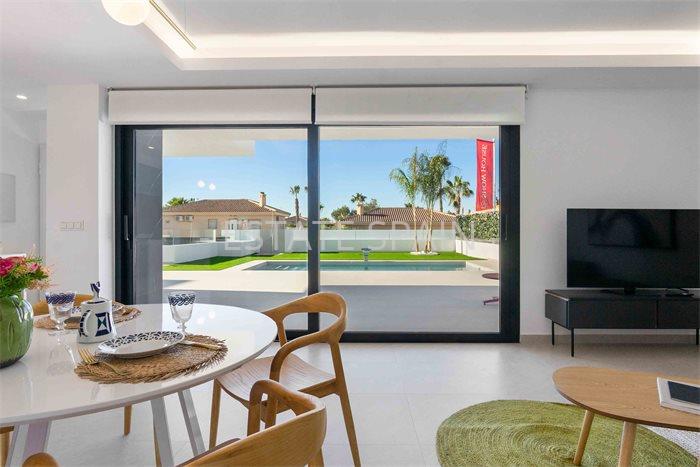 Вилла в Рохалесе 136 м2 №VL2611696E8D  - Продажа - 12 preview