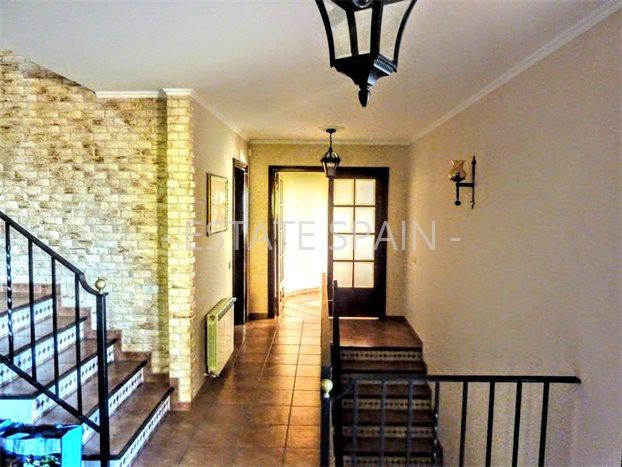 Вилла в Кастель-Пладжа-де-Аро 606 м2 №VL18115F5775  - Продажа - 24 preview