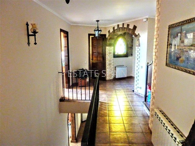 Вилла в Кастель-Пладжа-де-Аро 606 м2 №VL18115F5775  - Продажа - 25 large