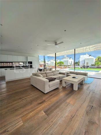 Вилла в Годелья 250 м2 №VL26123ABBA0  - Продажа - 3 preview