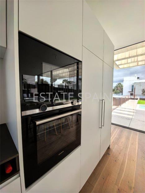 Вилла в Годелья 250 м2 №VL26123ABBA0  - Продажа - 16 large