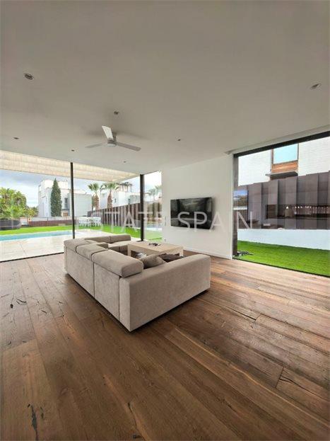 Вилла в Годелья 250 м2 №VL26123ABBA0  - Продажа - 5 large