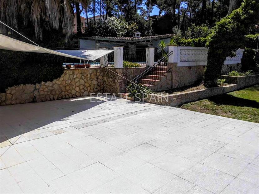 Дом в Сан-Фелиу-де-Гишольс 440 м2 №VL18718B1CF  - Продажа - 40 large