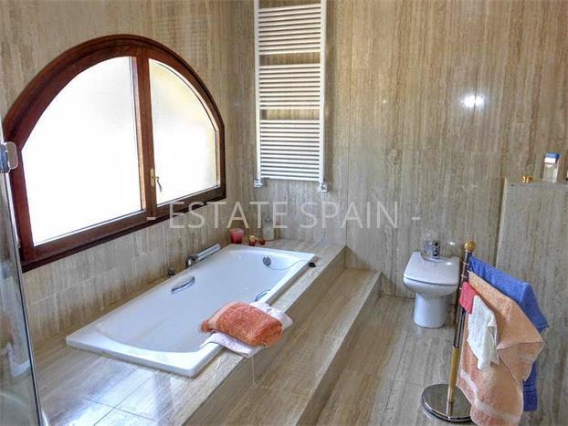 Дом в Сан-Фелиу-де-Гишольс 440 м2 №VL18718B1CF  - Продажа - 33 preview