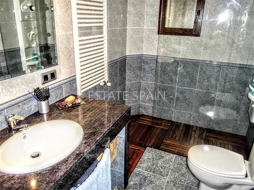 Дом в Сан-Фелиу-де-Гишольс 440 м2 №VL18718B1CF  - Продажа - 23 large