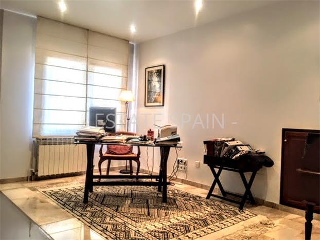 Дом в Сан-Фелиу-де-Гишольс 440 м2 №VL18718B1CF  - Продажа - 57 preview