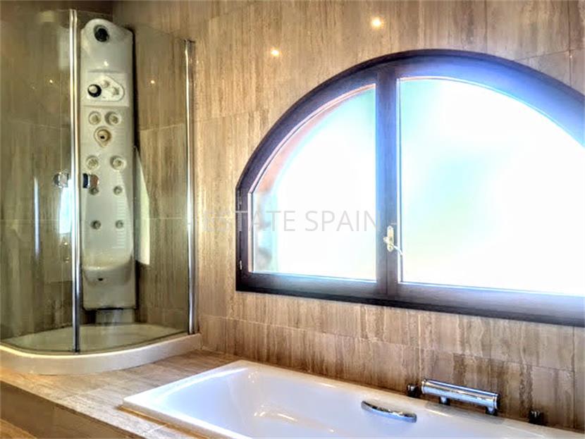 Дом в Сан-Фелиу-де-Гишольс 440 м2 №VL18718B1CF  - Продажа - 50 large