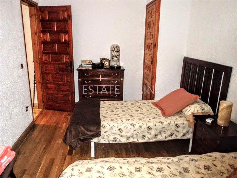 Дом в Сан-Фелиу-де-Гишольс 440 м2 №VL18718B1CF  - Продажа - 25 large