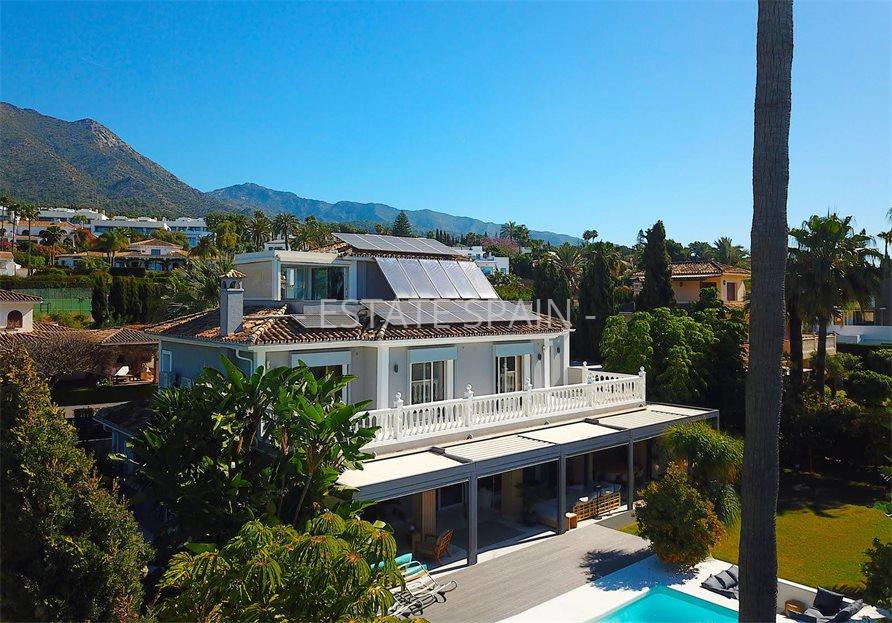 Вилла в Новая Золотая Миля 400 м2 №VL24561912E  - Продажа - 9 large