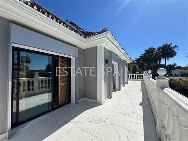 Вилла в Новая Золотая Миля 400 м2 №VL24561912E  - Продажа - 23 preview