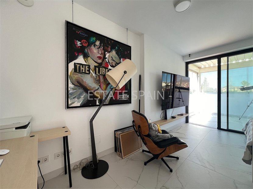 Вилла в Новая Золотая Миля 400 м2 №VL24561912E  - Продажа - 18 large